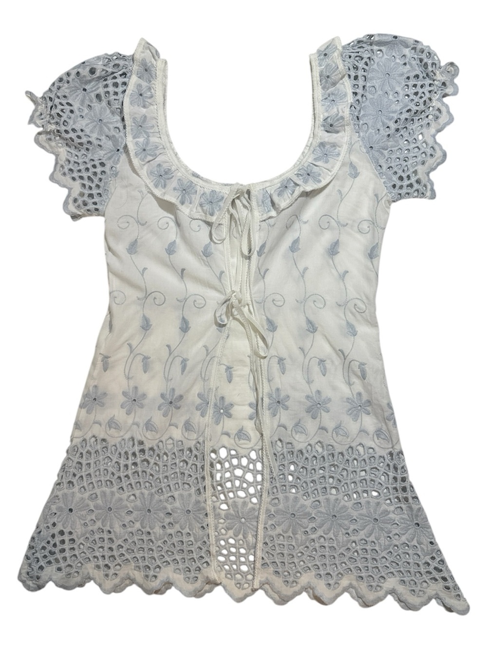 Embroidered‎ Tie-Front Top - Picture 7 of 10